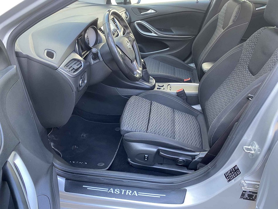 Opel Astra 1.4 T Edition