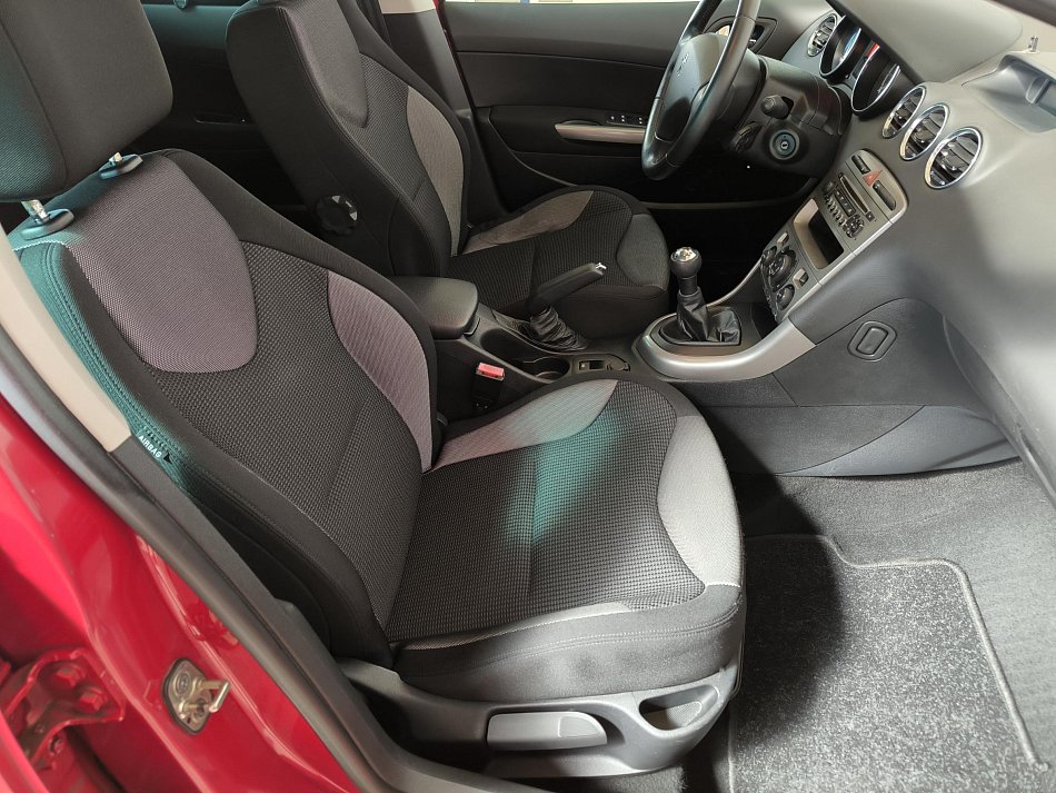 Peugeot 308 1.6 HDi  SW