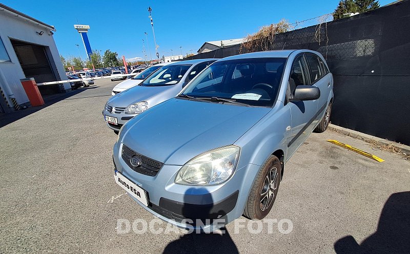 Kia Rio 1.4i 