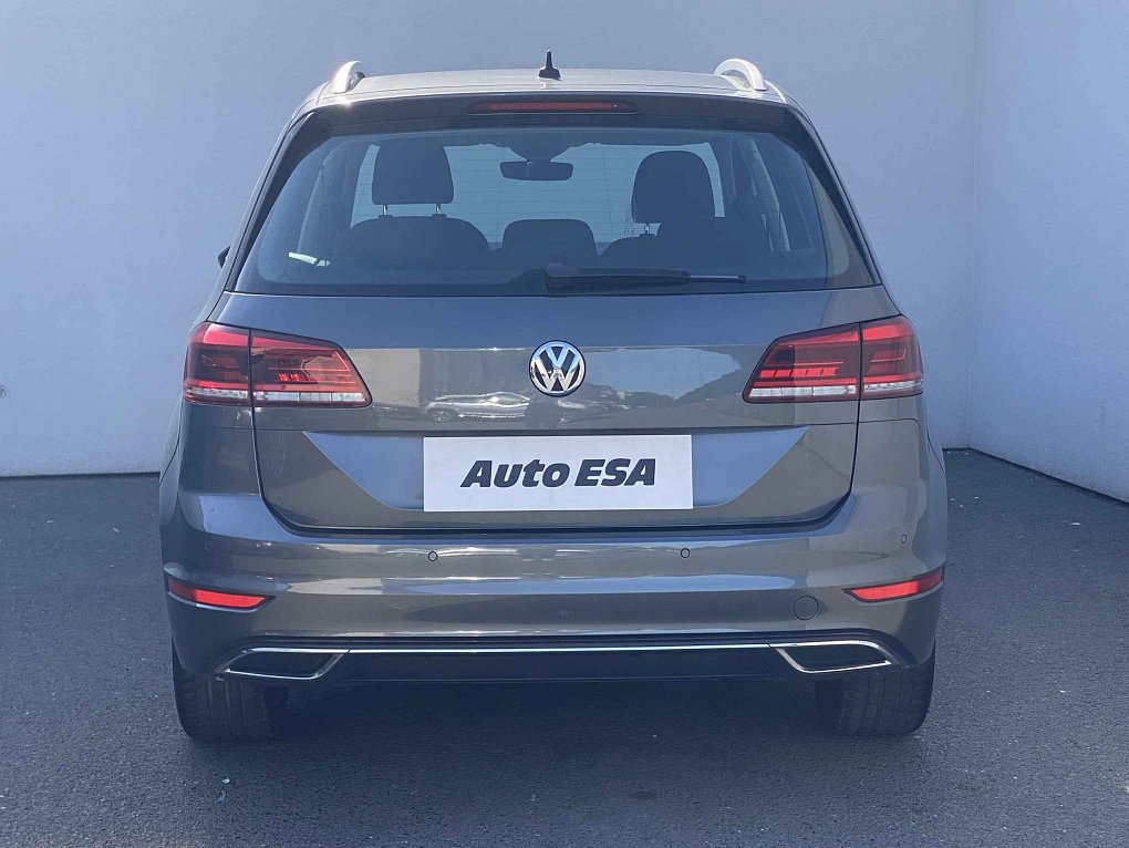 Volkswagen Sportsvan 1.5 TSi Highline