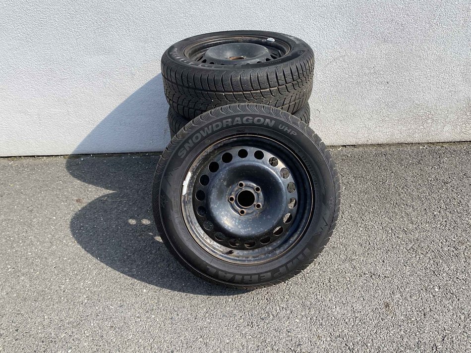 Ford Kuga 1.5 EB Trend