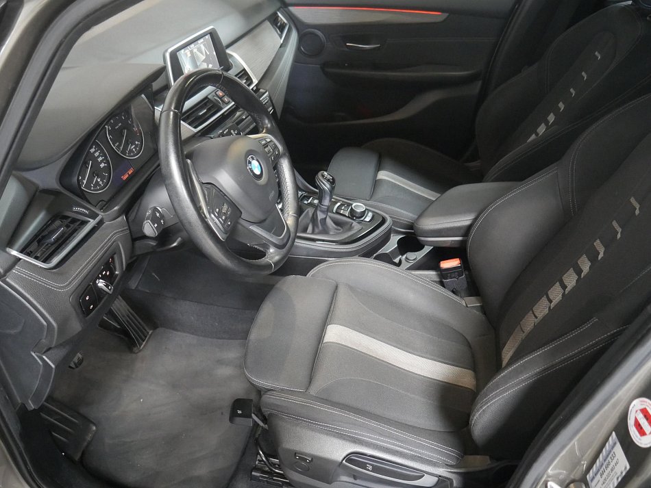 BMW Řada 2 2.0 i 