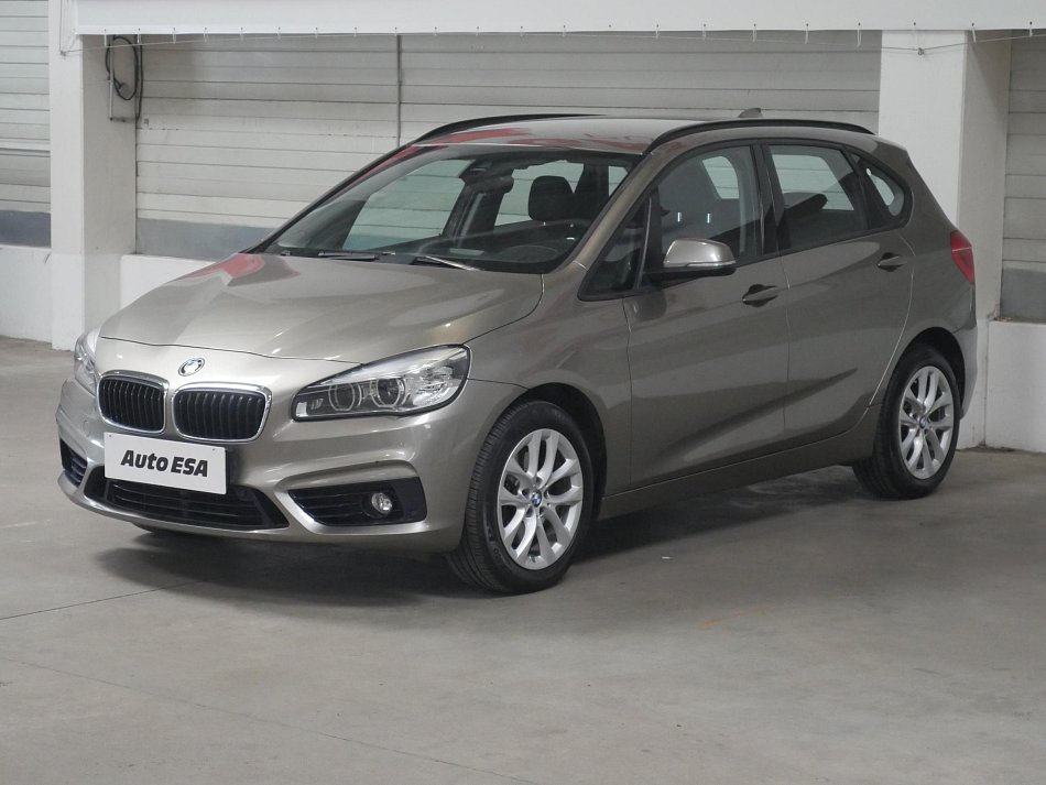 BMW Řada 2 2.0 i 