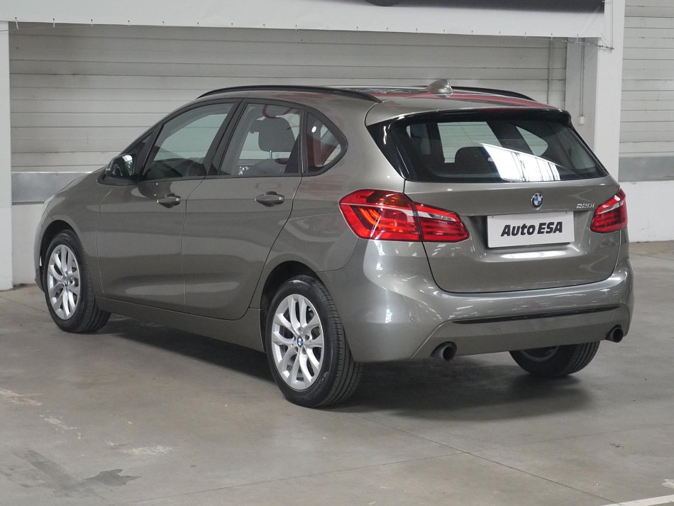 BMW Řada 2 2.0 i 