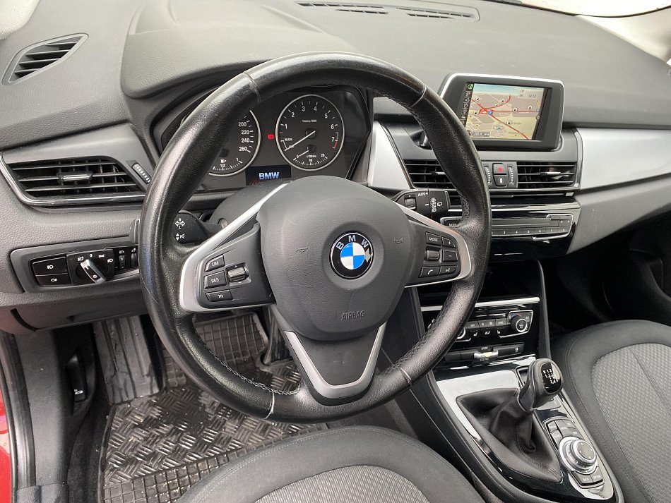 BMW Řada 2 1.5i 