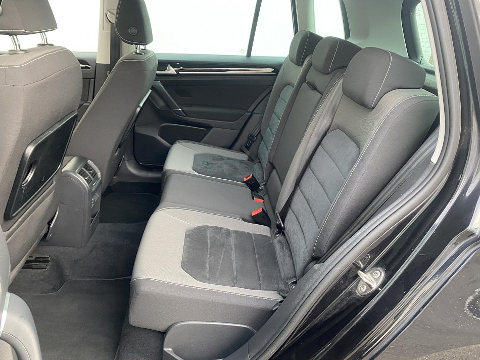 Volkswagen Sportsvan 1.4 TSi Highline