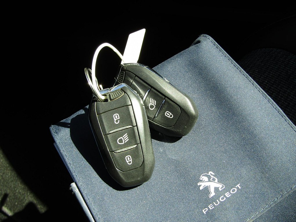 Peugeot 5008 1.6Blue HDi Active