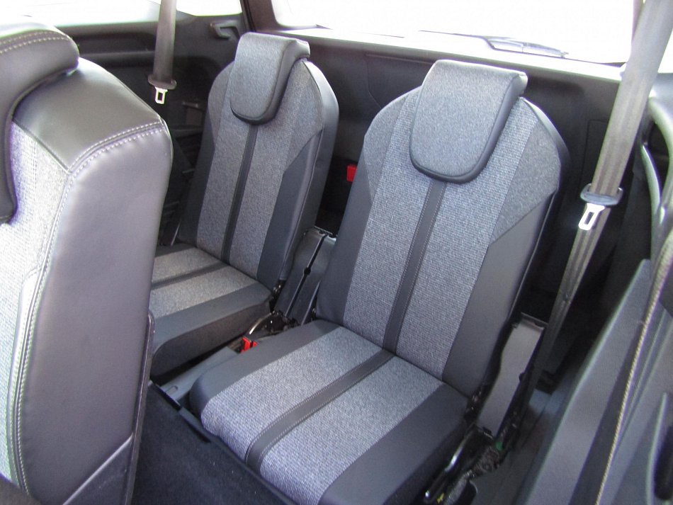 Peugeot 5008 1.6Blue HDi Active