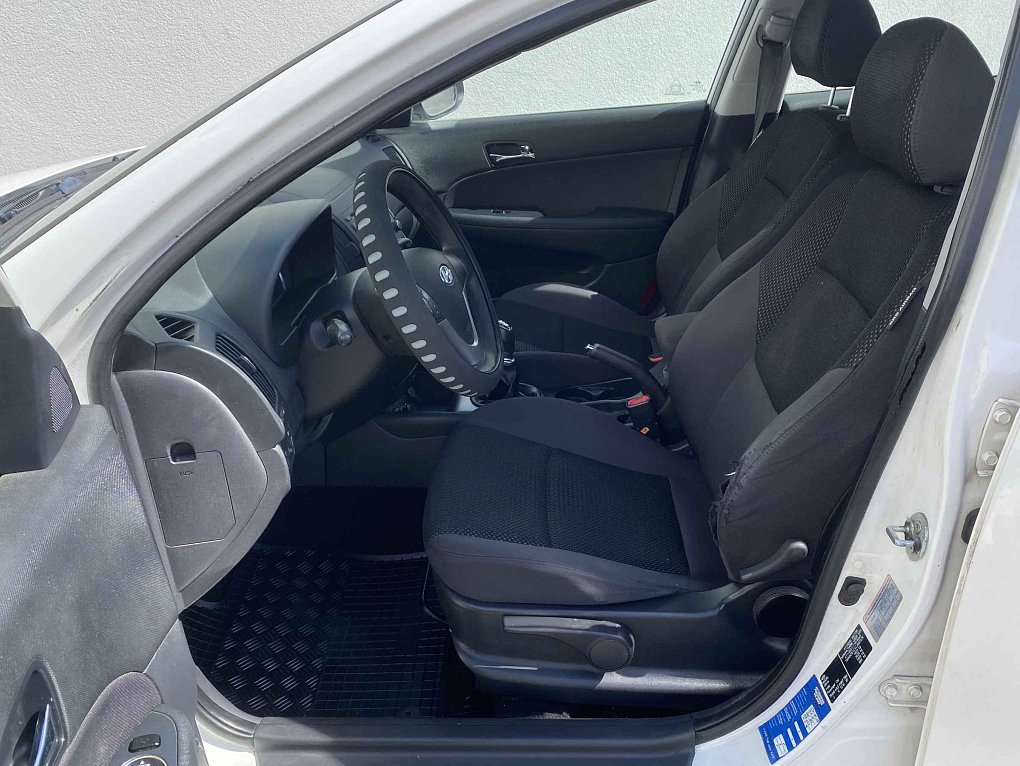 Hyundai I30 1.4  16V 