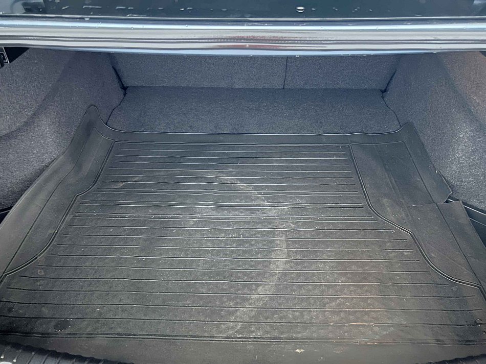 Mazda 6 2.0i 