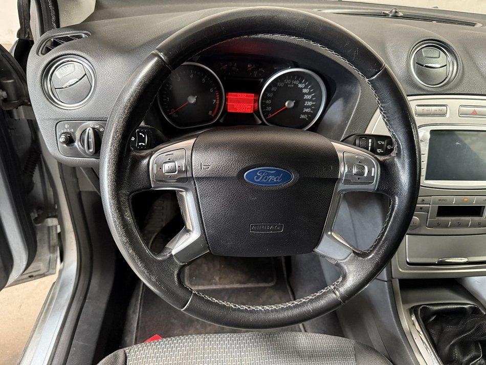 Ford Mondeo 1.6Ti-VCT 