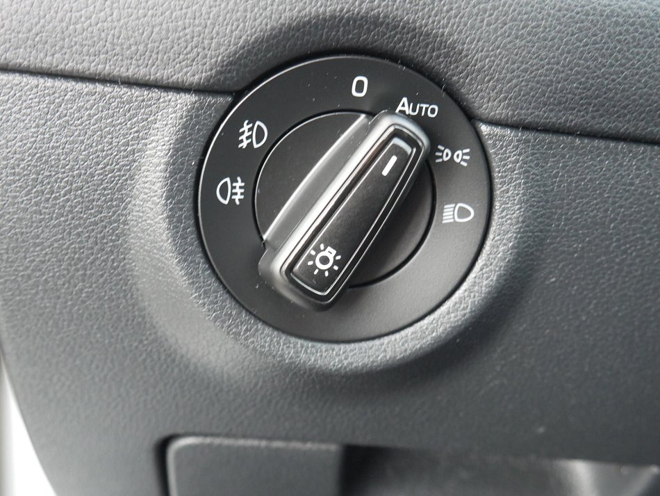 Škoda Octavia III 1.6 TDi  ambition