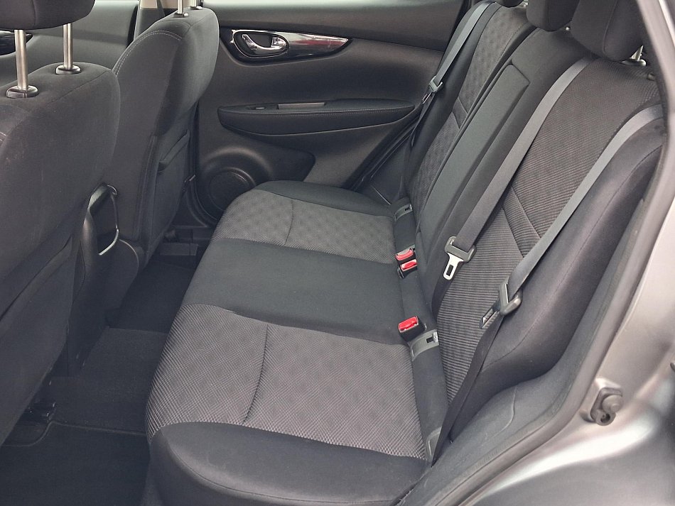 Nissan Qashqai 1.6 T 