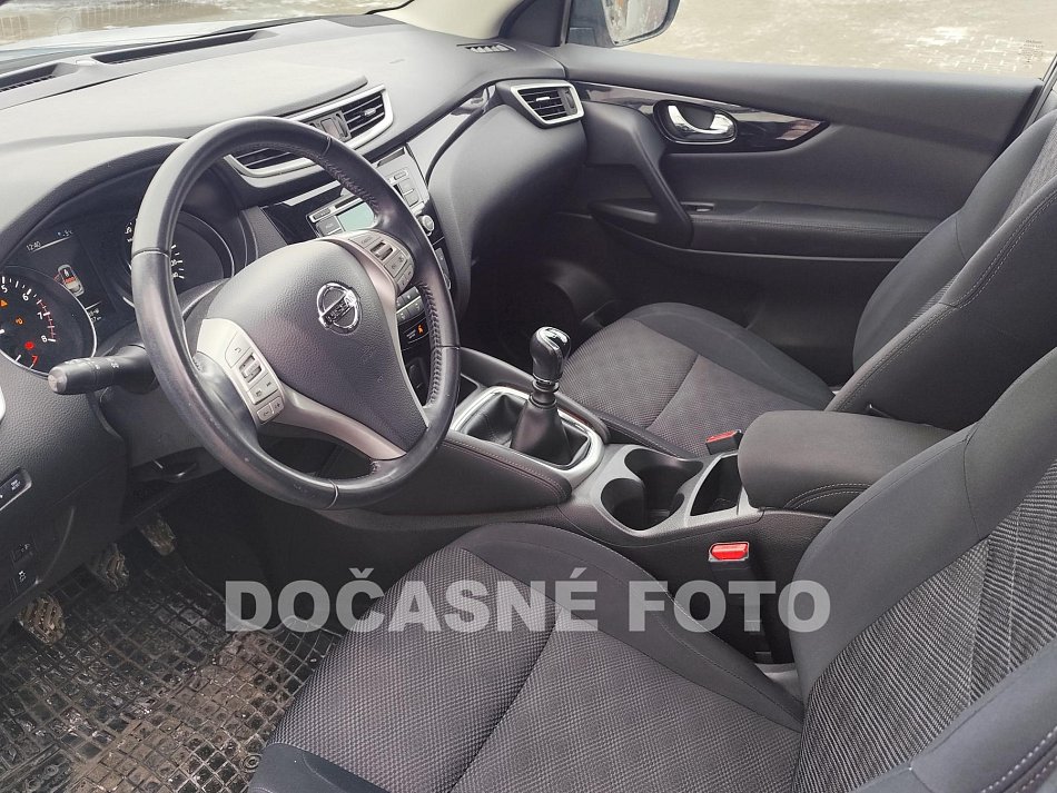 Nissan Qashqai 1.6 T 