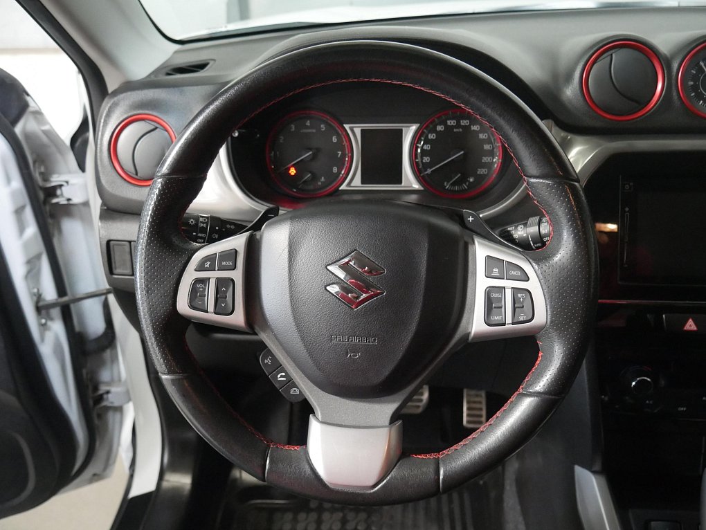 Suzuki Vitara 1.4T 