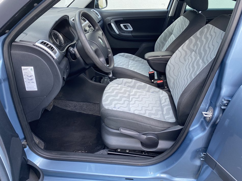 Škoda Fabia II 1.6 16V Ambiente