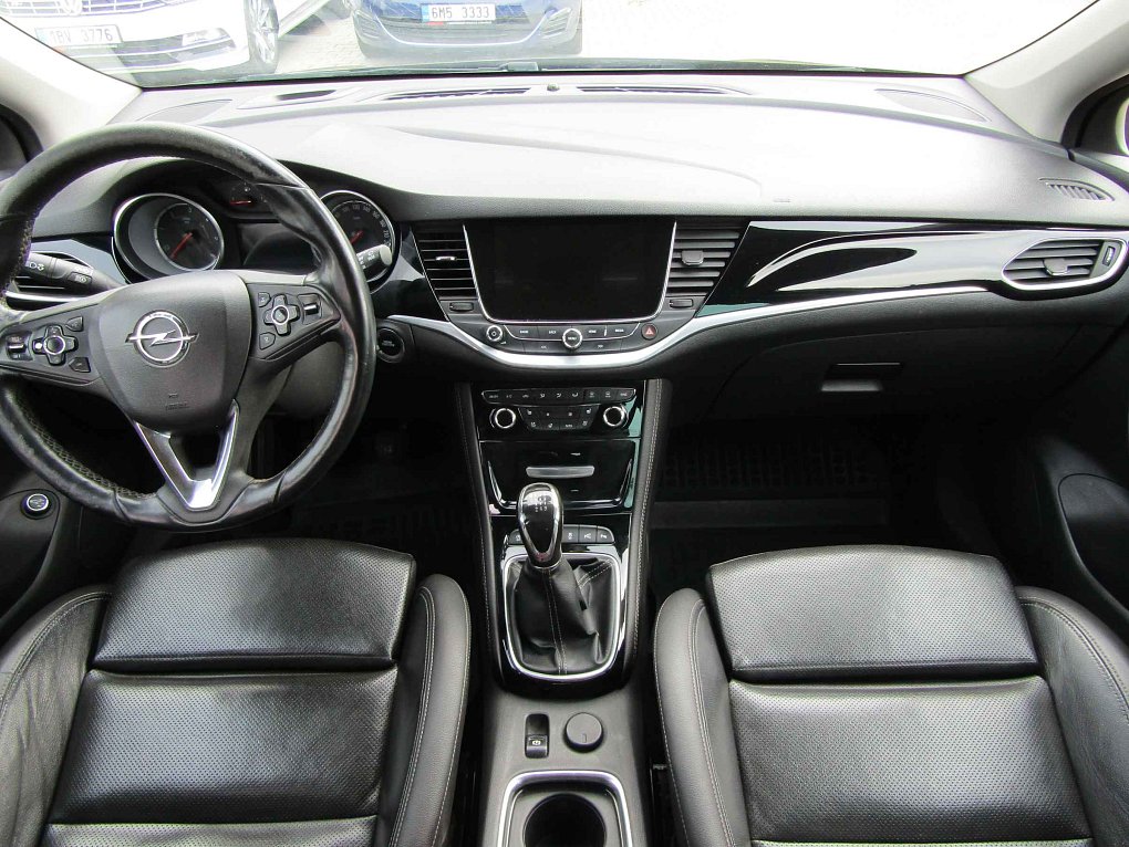 Opel Astra 1.6CDTi 