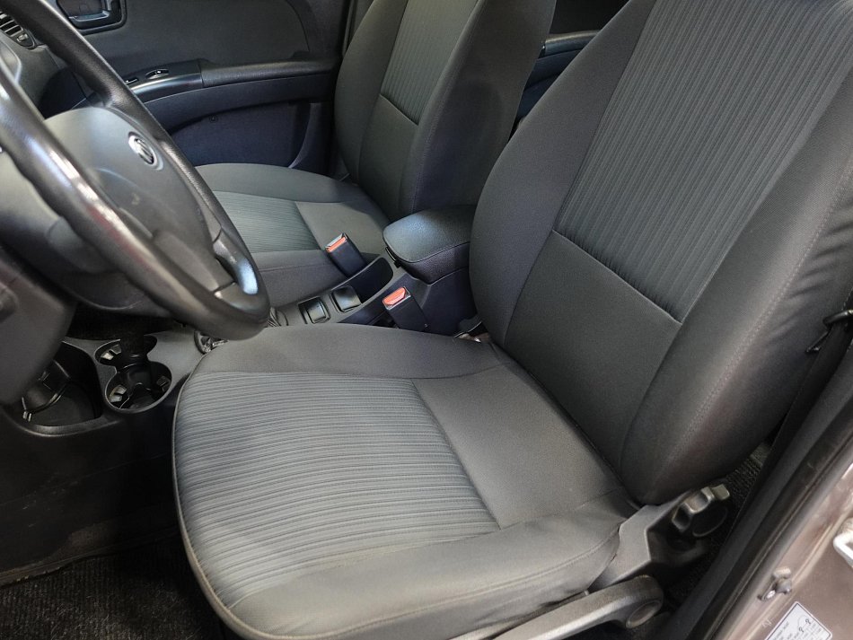 Kia Sportage 2.0i  4x4