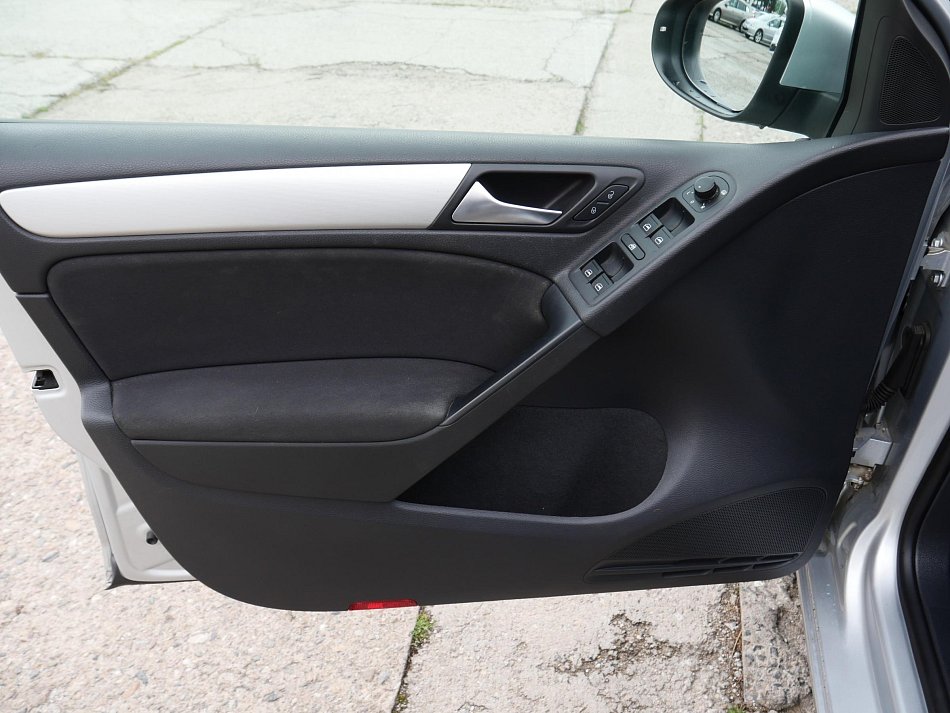 Volkswagen Golf 1.4 TSi 