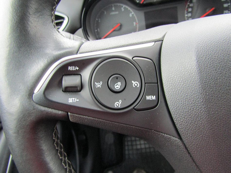 Opel Crossland X 1.2T 