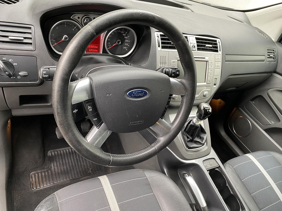 Ford Kuga 2.0 TDCi Titanium