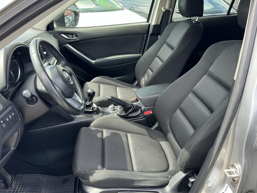 Mazda CX-5 2.0i  4x4