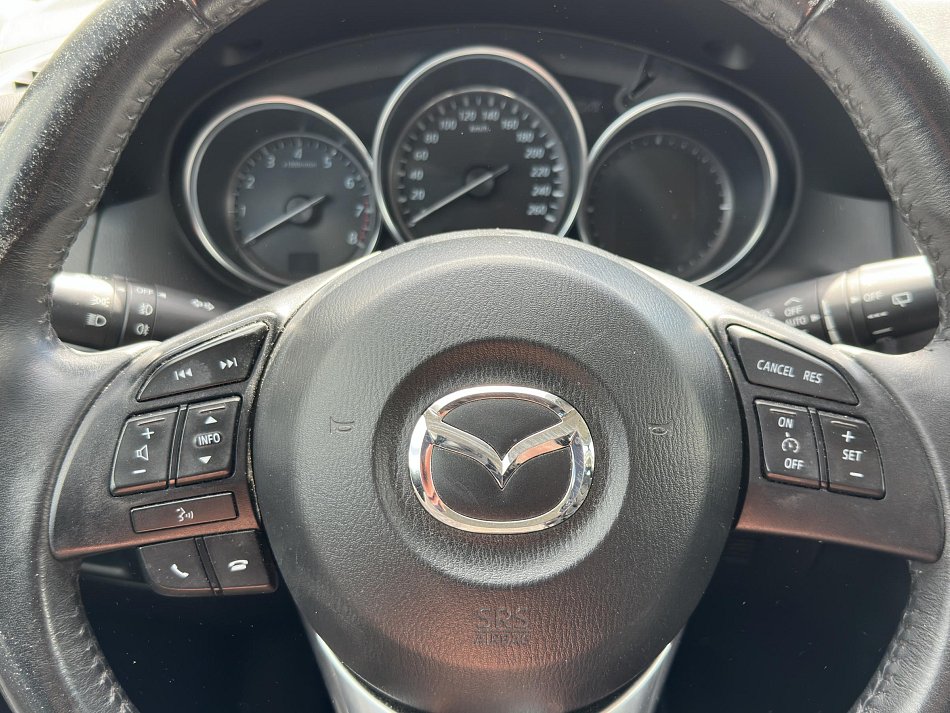 Mazda CX-5 2.0i  4x4
