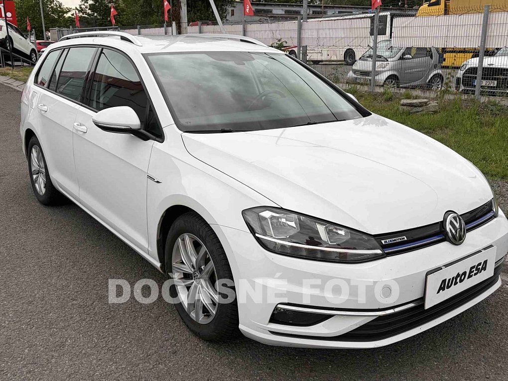 Volkswagen Golf 1.5 TSi 