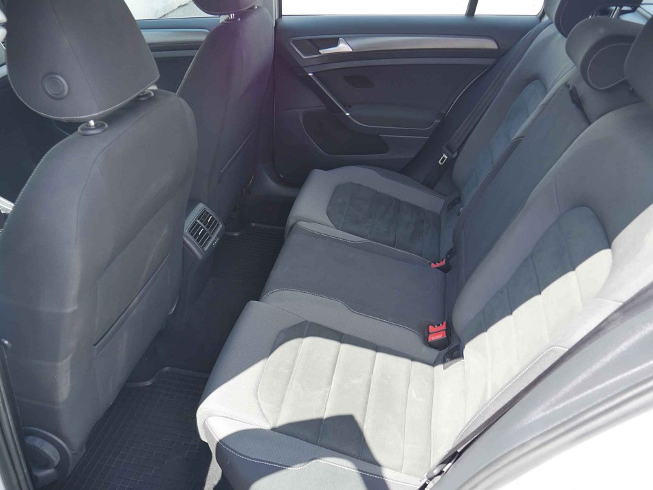 Volkswagen Golf 1.5 TSi Comfortline
