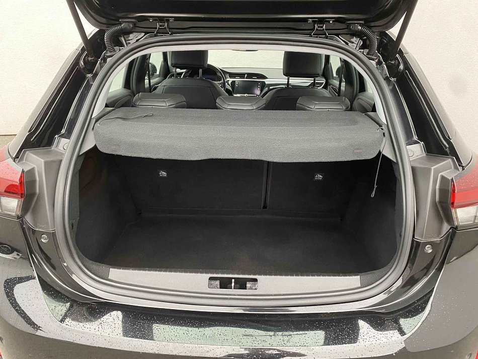 Opel Corsa 1.2T Elegance