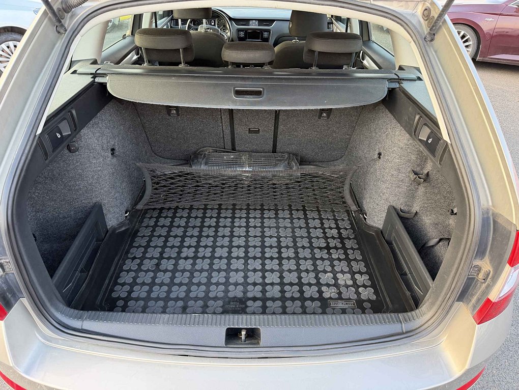 Škoda Octavia III 1.6 TDi Elegance