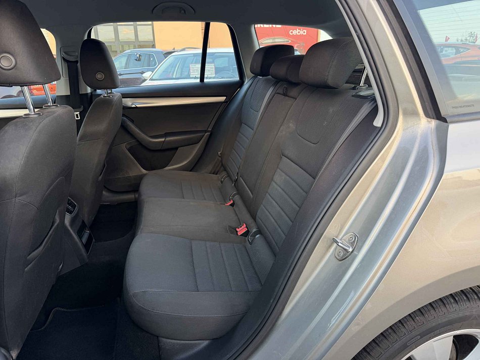 Škoda Octavia III 1.6 TDi Elegance