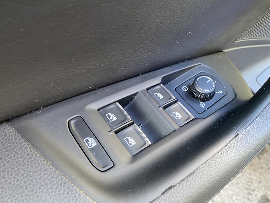 Volkswagen Passat 1.6 TDi Highline