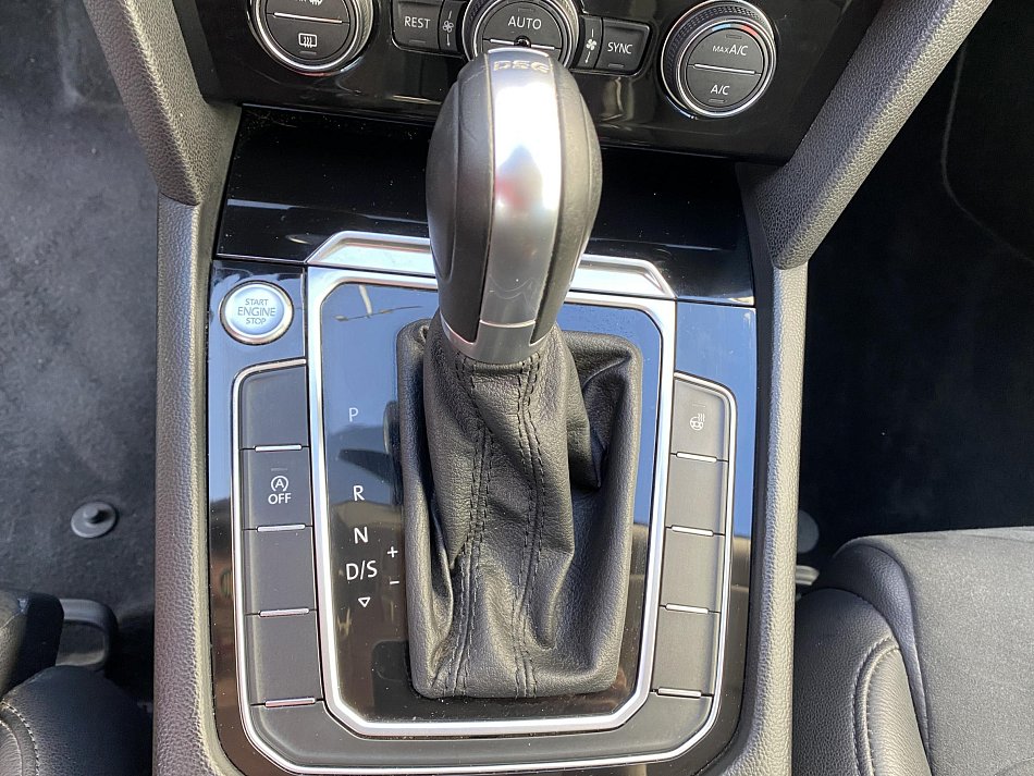 Volkswagen Passat 1.6 TDi Highline