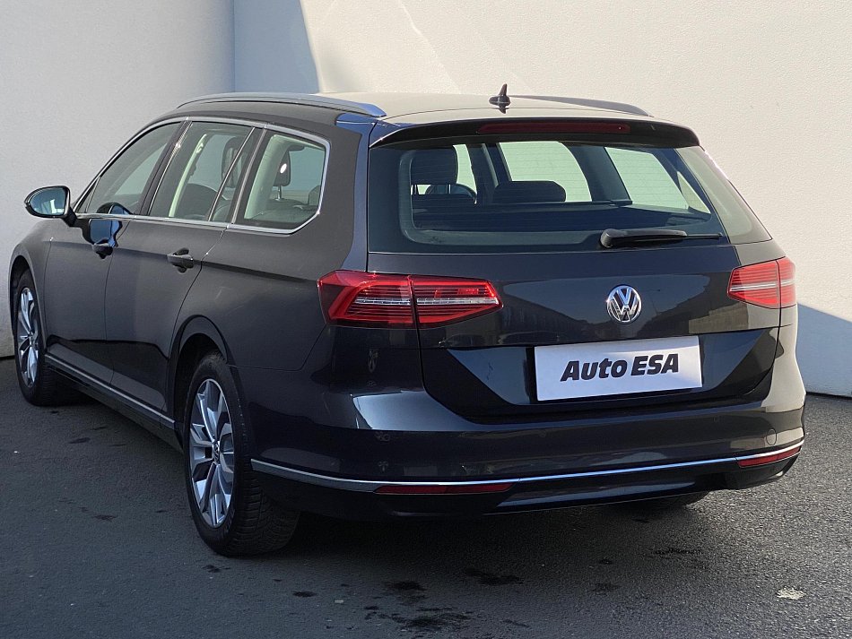 Volkswagen Passat 1.6 TDi Highline
