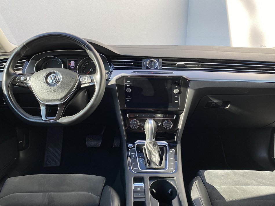 Volkswagen Passat 1.6 TDi Highline