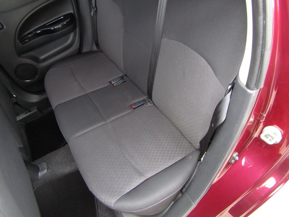 Mitsubishi Space Star 1.2 i 
