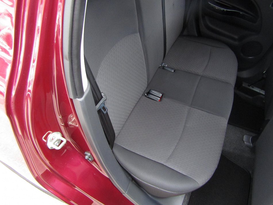 Mitsubishi Space Star 1.2 i 