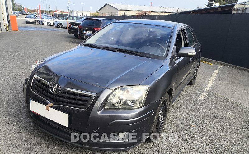 Toyota Avensis 2.0 VVT-I 