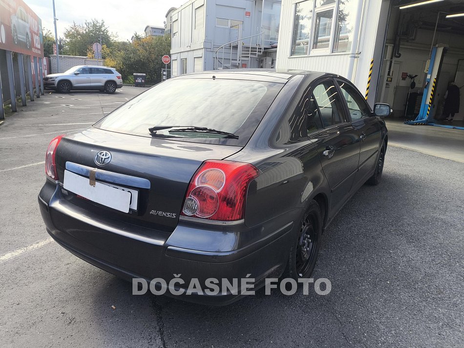 Toyota Avensis 2.0 VVT-I 