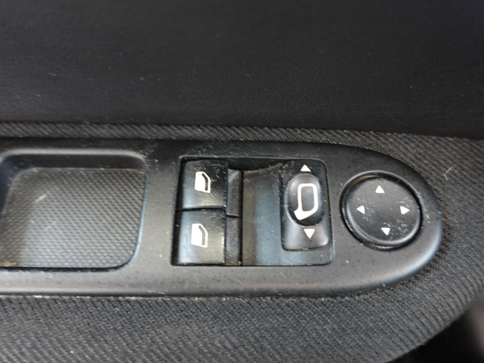 Peugeot 307 1.6i 
