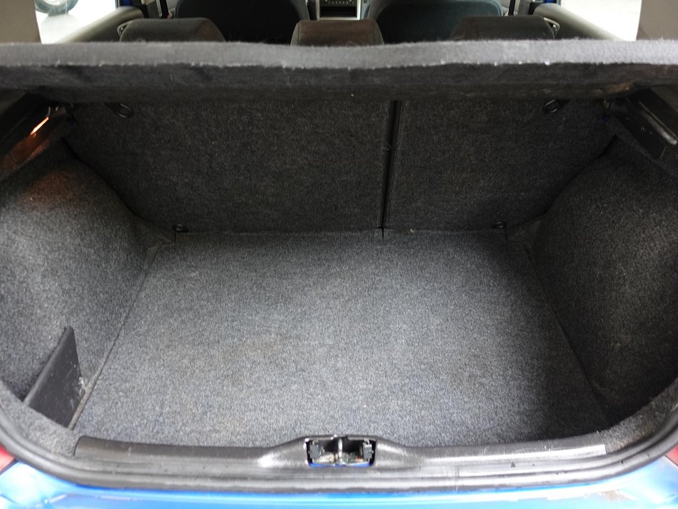 Peugeot 307 1.6i 