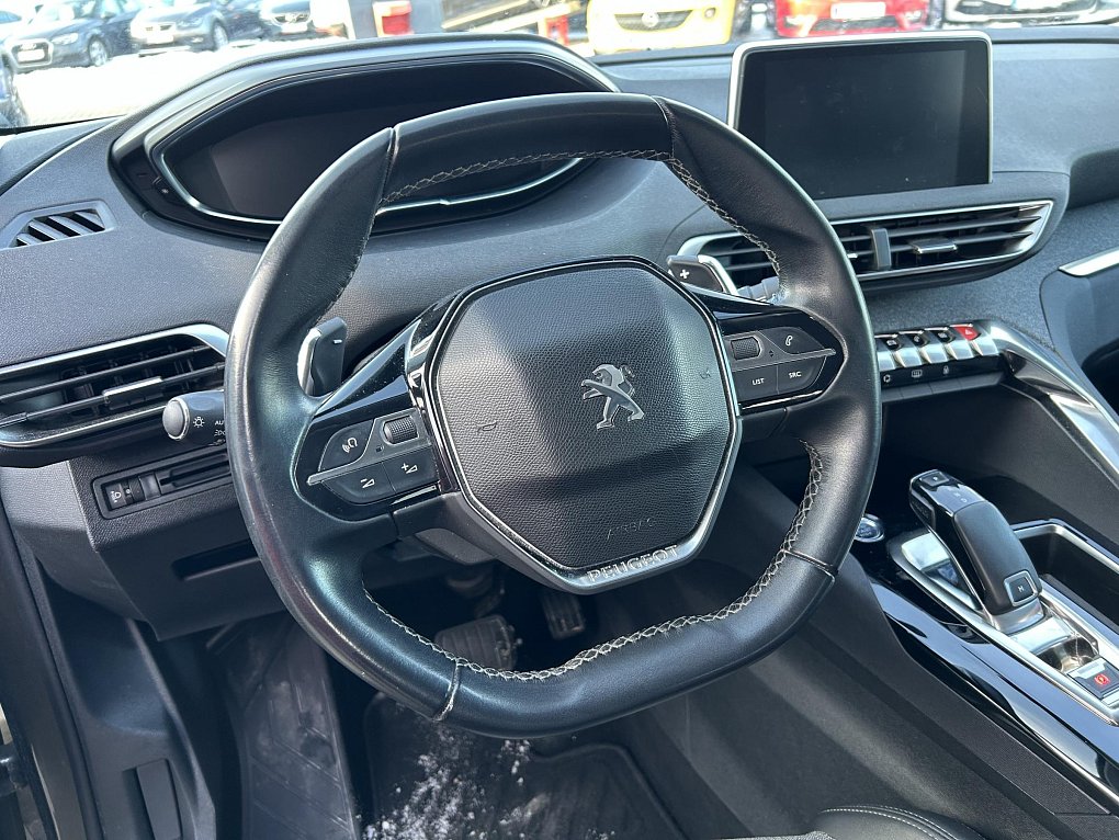 Peugeot 3008 1.2 PT Allure