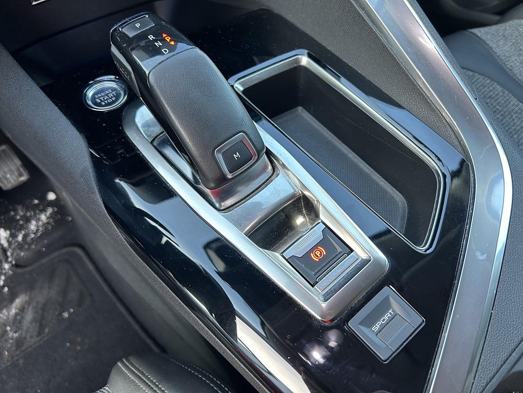 Peugeot 3008 1.2 PT Allure