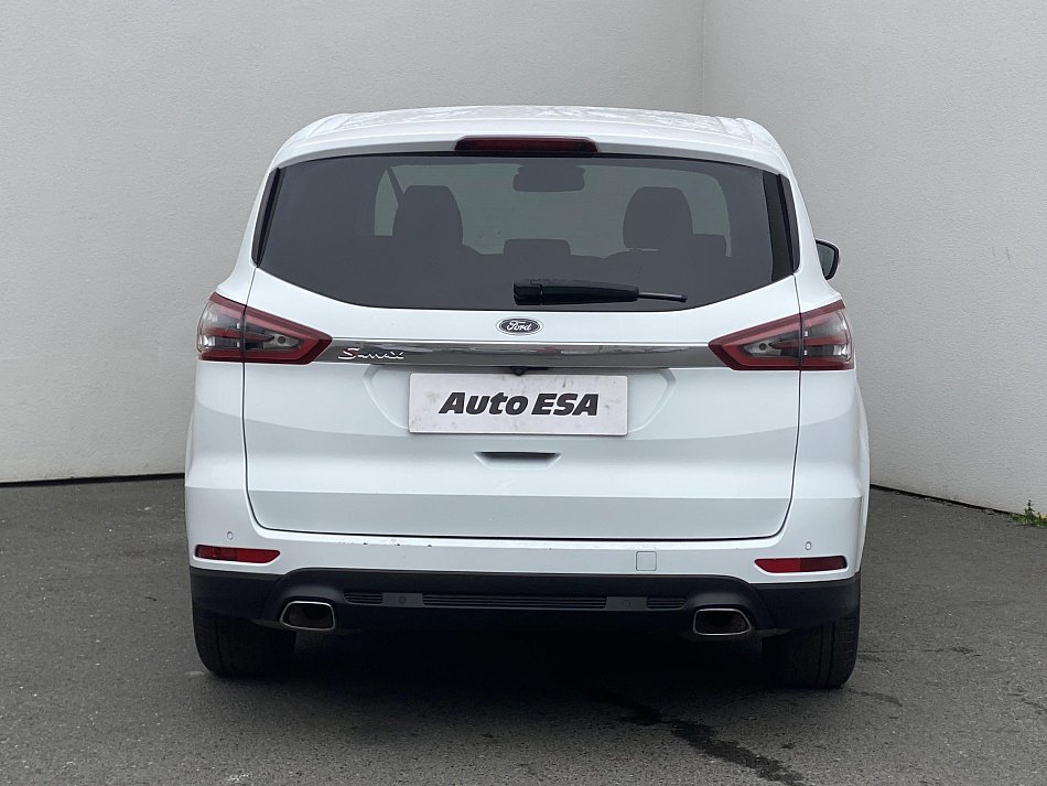 Ford S-MAX 2.0 TDCi Titanium 4x4