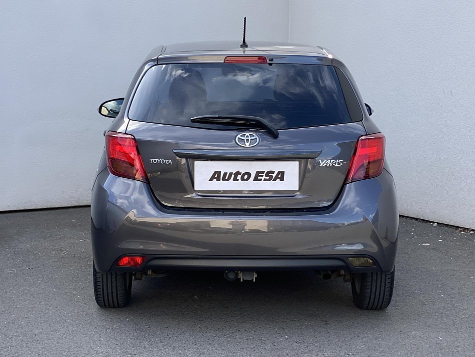 Toyota Yaris 1.3i 