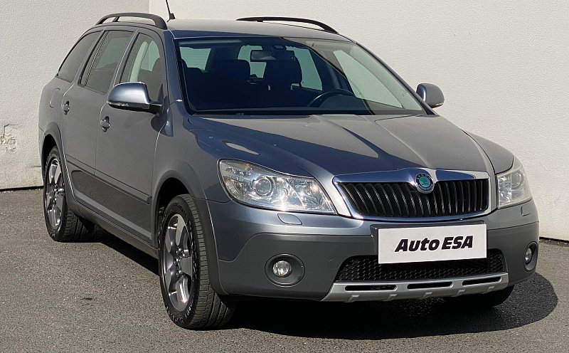 Škoda Octavia II 2.0 TDi Scout 4X4