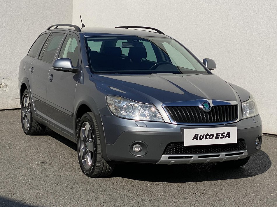 Škoda Octavia II 2.0 TDi Scout 4X4