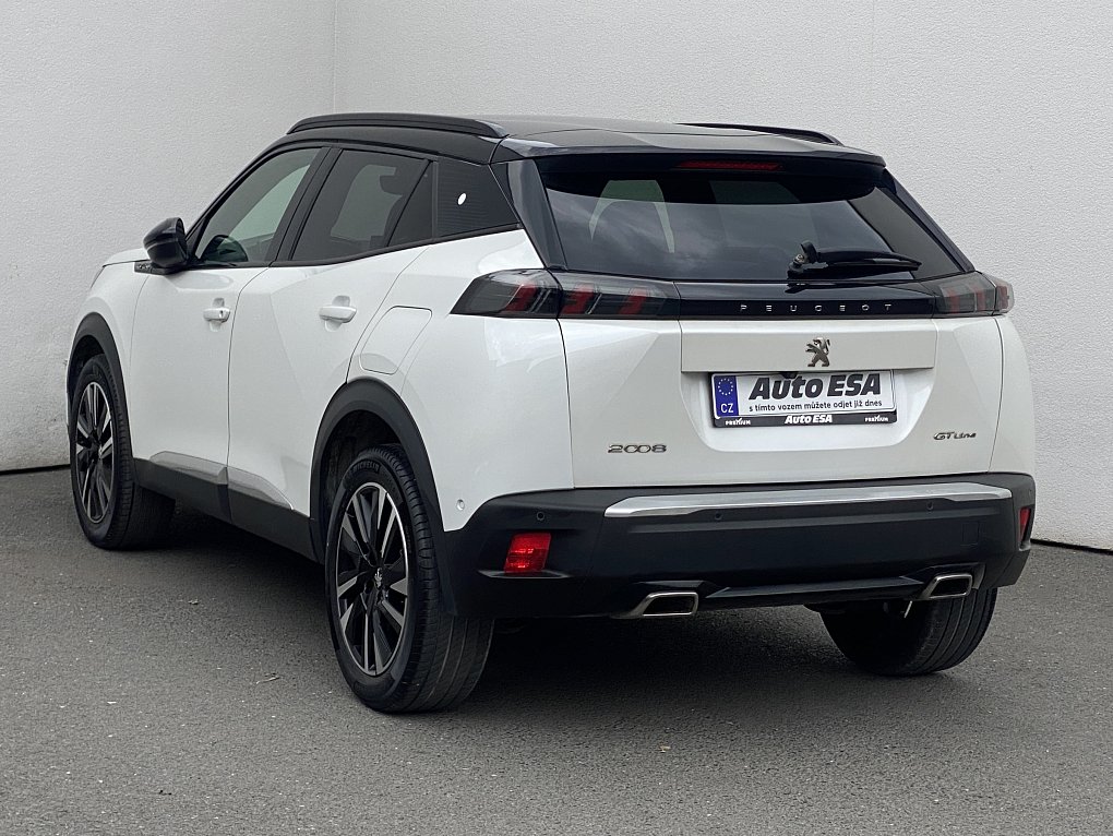 Peugeot 2008 1.2PT GT Line