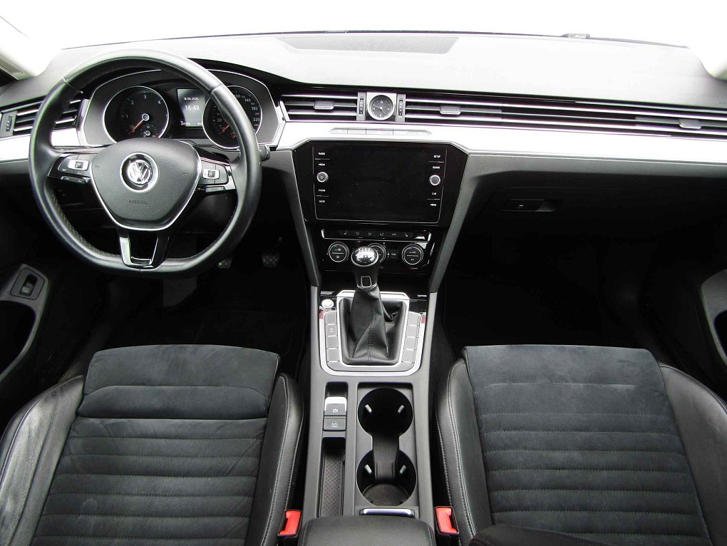 Volkswagen Passat 2.0TDi 